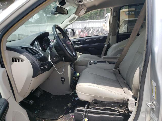 2A4RR8DG9BR633358 - 2011 CHRYSLER TOWN & COU TOURING L SILVER photo 7