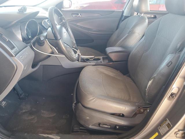 5NPEC4AB5DH753357 - 2013 HYUNDAI SONATA SE 灰色 照片 7