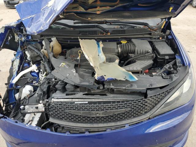 2C4RC1AG1JR228936 - 2018 CHRYSLER PACIFICA L BLUE photo 12