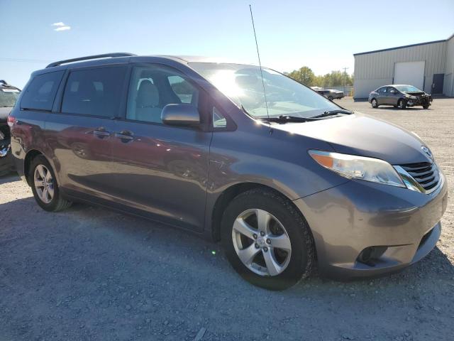 5TDKK3DC1BS117952 - 2011 TOYOTA SIENNA LE ვერცხლისფერი ფოტო 4