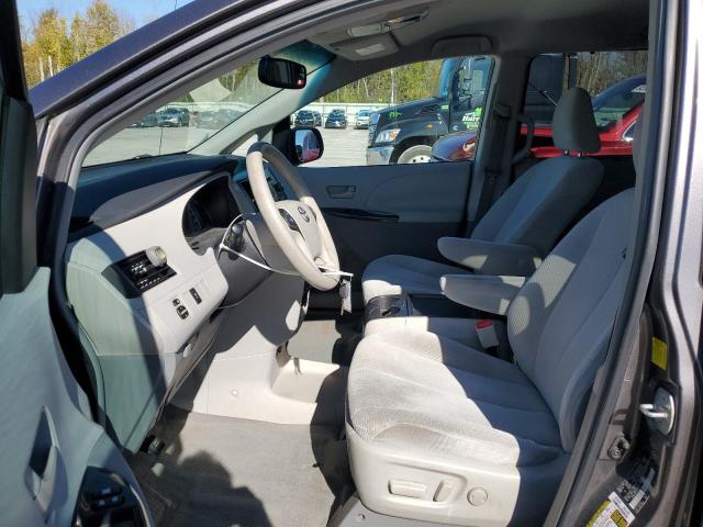 5TDKK3DC1BS117952 - 2011 TOYOTA SIENNA LE ვერცხლისფერი ფოტო 7