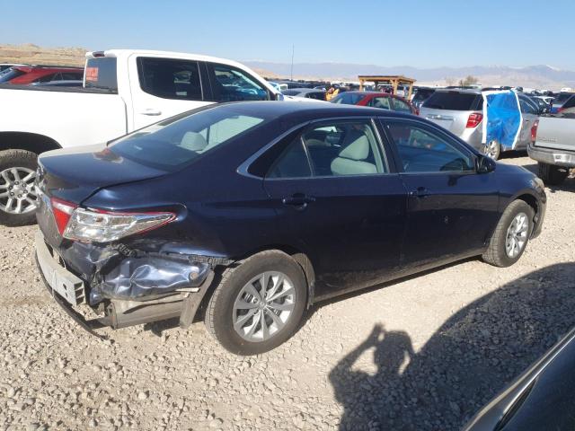 4T1BF1FK6HU722157 - 2017 TOYOTA CAMRY LE BLUE photo 3