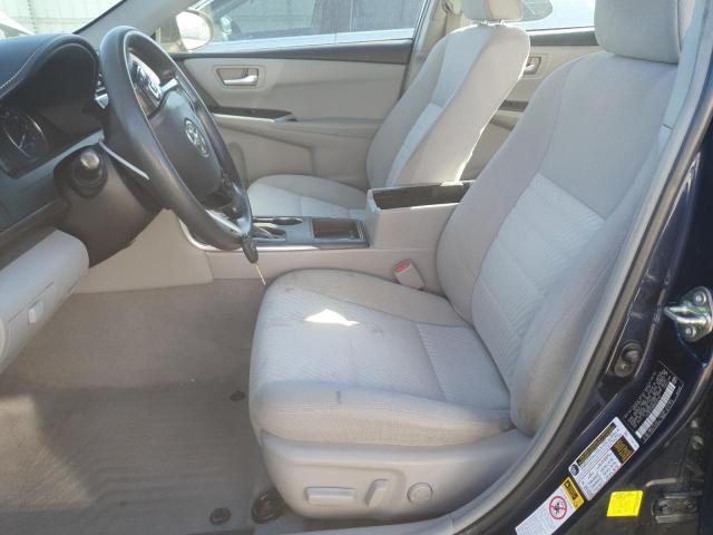 4T1BF1FK6HU722157 - 2017 TOYOTA CAMRY LE BLUE photo 7