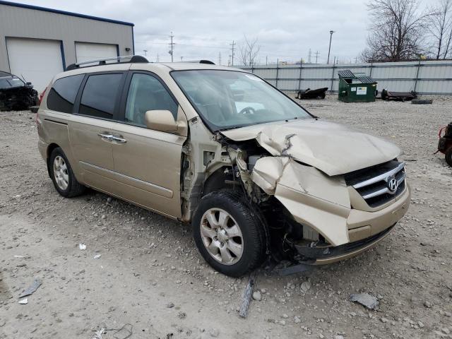 KNDMC233176035423 - 2007 HYUNDAI ENTOURAGE GLS GOLD photo 4