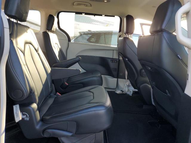 2C4RC1BG6RR101884 - 2024 CHRYSLER PACIFICA TOURING L BLACK photo 11