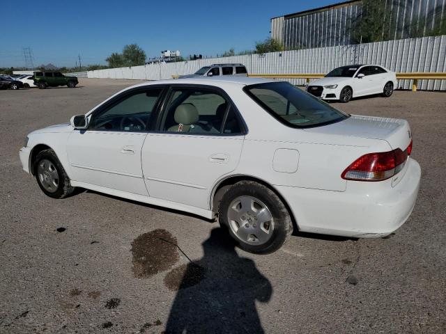 1HGCG16592A037211 - 2002 HONDA ACCORD EX WHITE photo 2