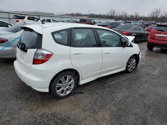 JHMGE8H50BC025964 - 2011 HONDA FIT SPORT WHITE photo 3