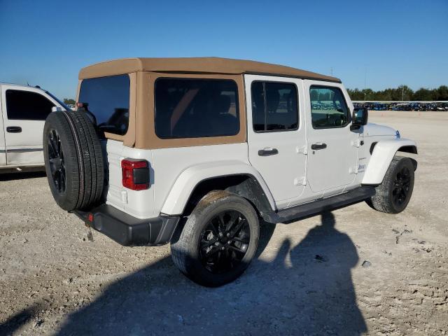 1C4JJXP62MW677073 - 2021 JEEP WRANGLER U SAHARA 4XE WHITE photo 3