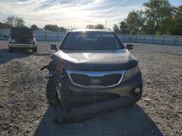 5XYKU4A23BG161766 - 2011 KIA SORENTO EX 灰色 照片 5