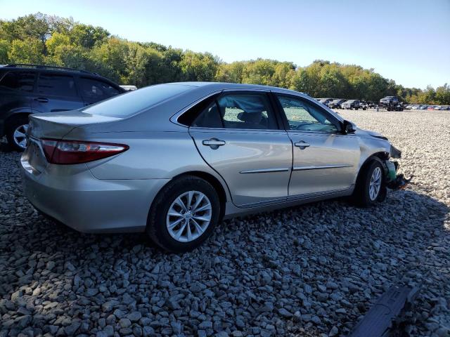 4T1BF1FK1HU713687 - 2017 TOYOTA CAMRY LE 银色 照片 3