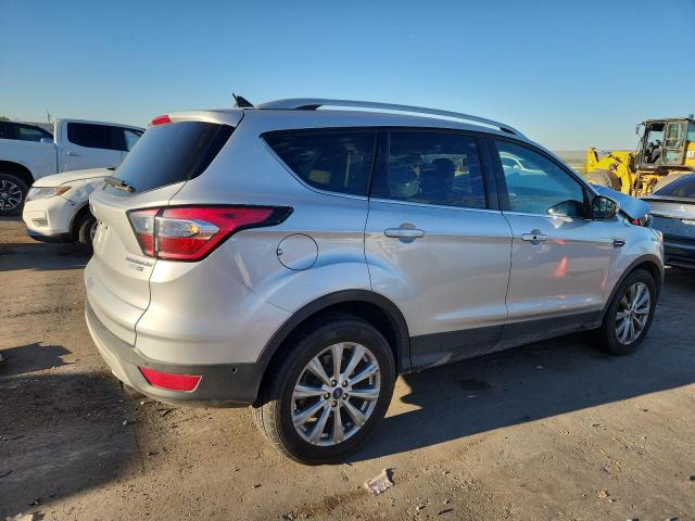 1FMCU9J95JUC89353 - 2018 FORD ESCAPE TITANIUM SILVER photo 3