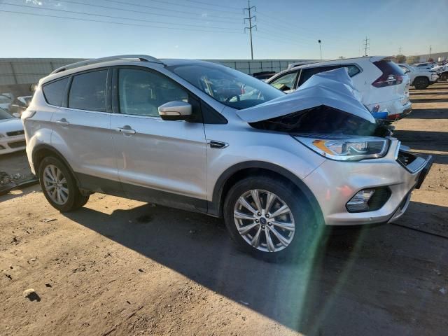 1FMCU9J95JUC89353 - 2018 FORD ESCAPE TITANIUM SILVER photo 4