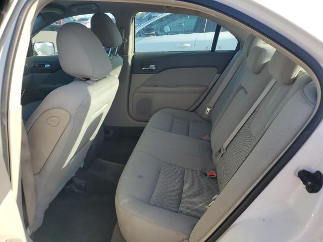 3FAHP0HA7AR145569 - 2010 FORD FUSION SE WHITE photo 10