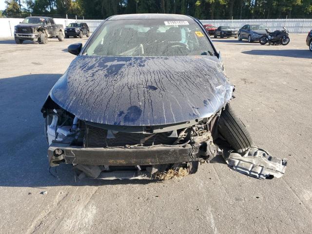 4T1BF1FK0FU874397 - 2015 TOYOTA CAMRY LE BLUE photo 5