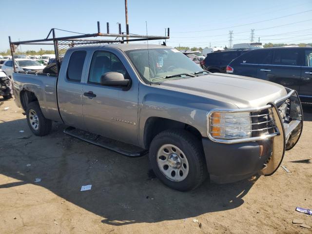 2GCEC19C471573675 - 2007 CHEVROLET SILVERADO C1500 ვერცხლისფერი ფოტო 4