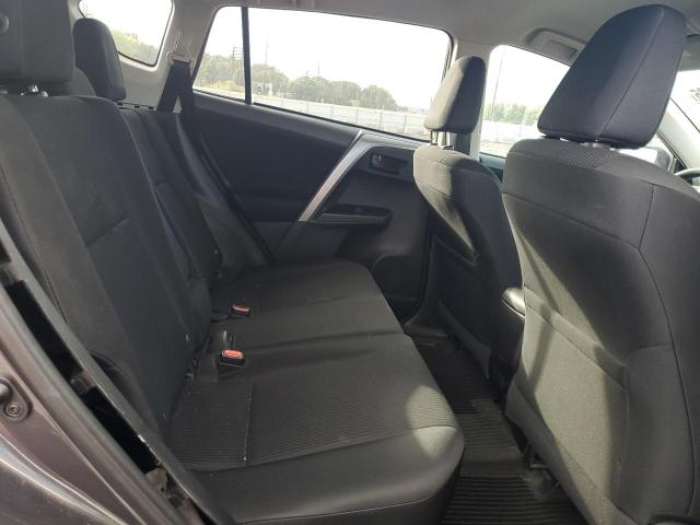 2T3BFREV5HW643760 - 2017 TOYOTA RAV4 LE رمادي صورة 11