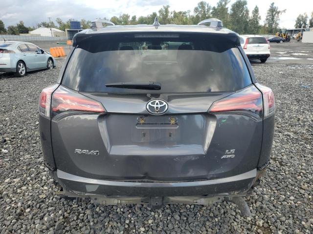 2T3BFREV5HW643760 - 2017 TOYOTA RAV4 LE رمادي صورة 6