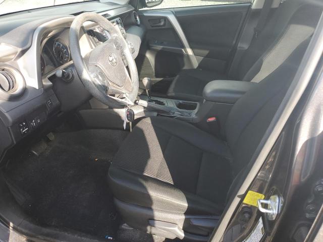 2T3BFREV5HW643760 - 2017 TOYOTA RAV4 LE رمادي صورة 7