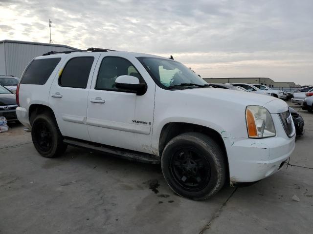 1GKFK13027R128868 - 2007 GMC YUKON WHITE photo 4