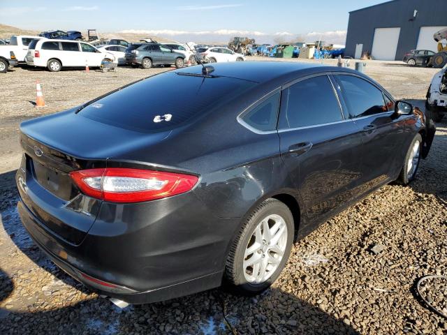 3FA6P0H77FR130427 - 2015 FORD FUSION SE BLACK photo 3