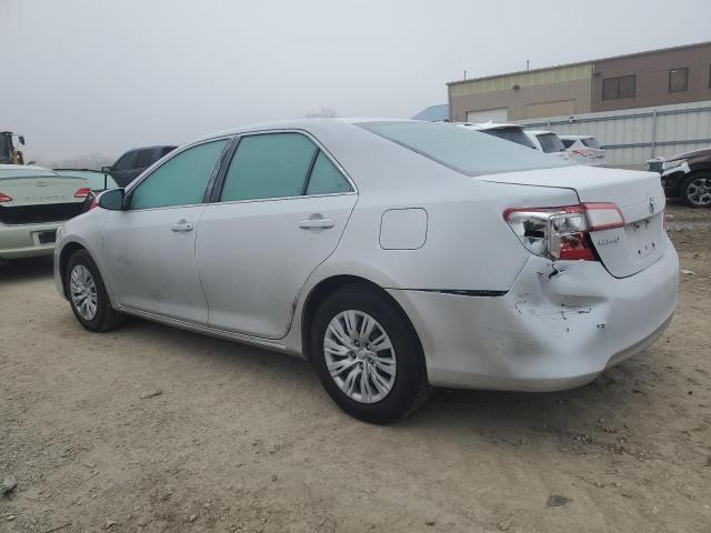 4T4BF1FK7CR267902 - 2012 TOYOTA CAMRY BASE SILVER photo 2