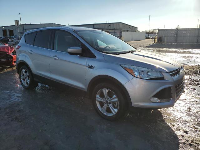 1FMCU0G95GUB74246 - 2016 FORD ESCAPE SE SILVER photo 4