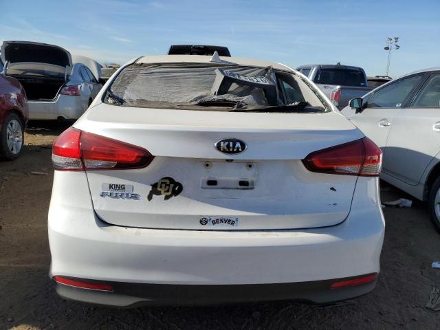 3KPFL4A71JE269542 - 2018 KIA FORTE LX WHITE photo 6