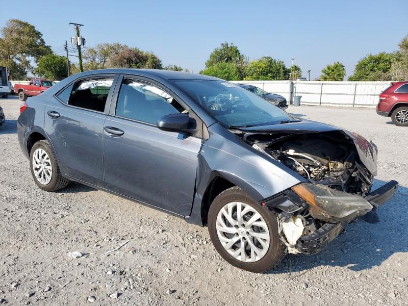 5YFBURHE3JP784778 - 2018 TOYOTA COROLLA L 蓝色 照片 4