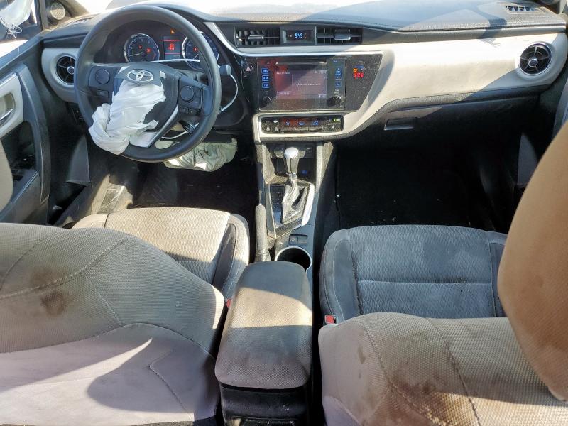 5YFBURHE3JP784778 - 2018 TOYOTA COROLLA L 蓝色 照片 8