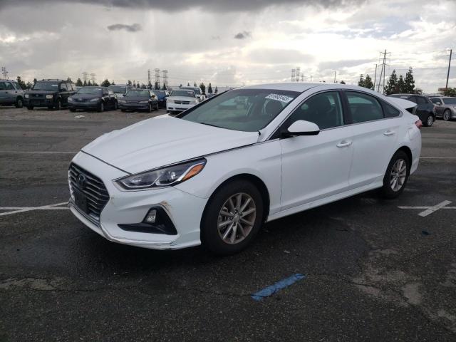 5NPE24AF7KH755498 - 2019 HYUNDAI SONATA SE WHITE photo 1