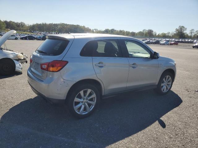 4A4AR3AU6DE005539 - 2013 MITSUBISHI OUTLANDER ES 黑色 照片 3