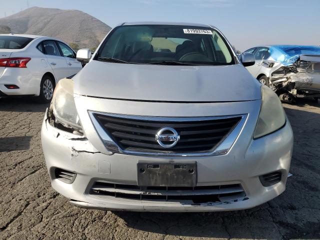 3N1CN7AP4CL891861 - 2012 NISSAN VERSA S SILVER photo 5