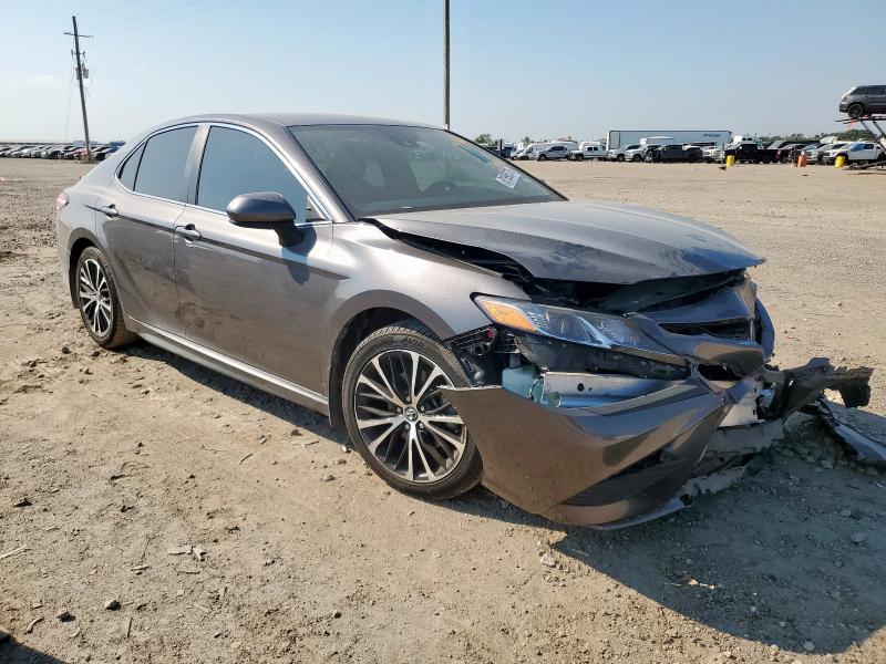 4T1G11AK8LU905306 - 2020 TOYOTA CAMRY SE ნაცრისფერი ფოტო 4