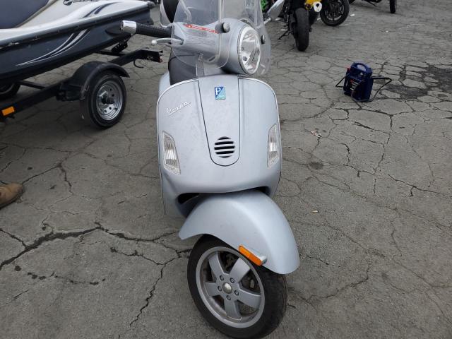 ZAPM319K175008025 - 2007 VESPA GRANTURISM 200 SILVER photo 10