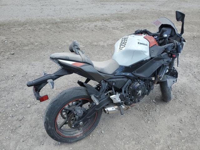 ML5EXER11PDA94769 - 2023 KAWASAKI EX650 R BLACK photo 4