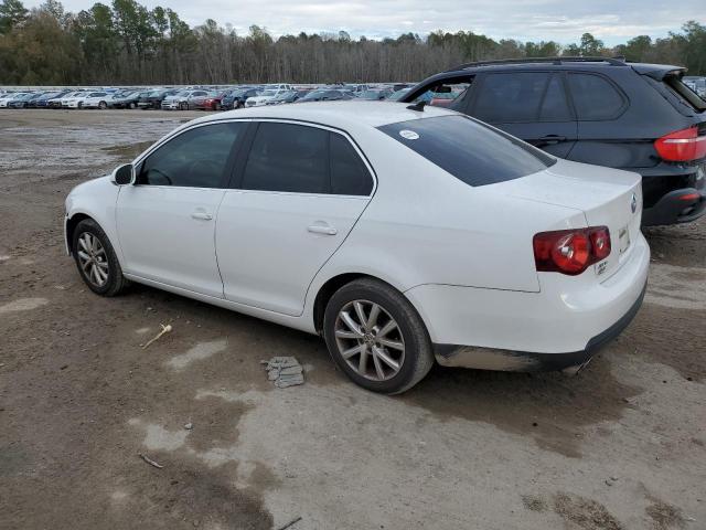 3VWRZ7AJ1AM053265 - 2010 VOLKSWAGEN JETTA SE WHITE photo 2