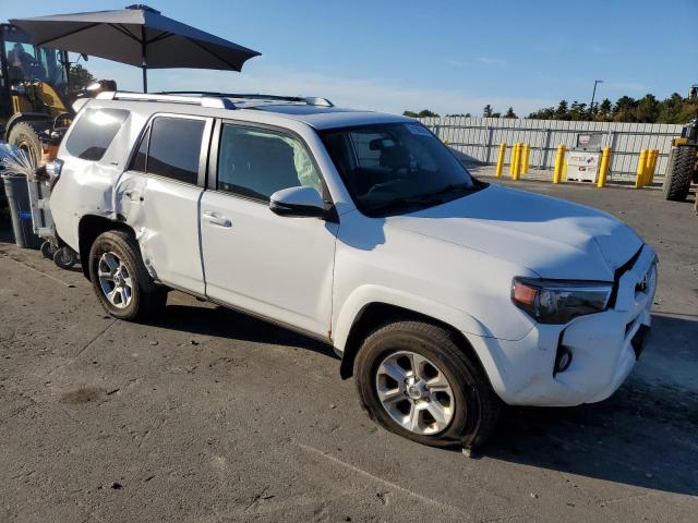 JTEBU5JR3F5272511 - 2015 TOYOTA 4RUNNER SR5/SR5 PREMIUM თეთრი ფოტო 4