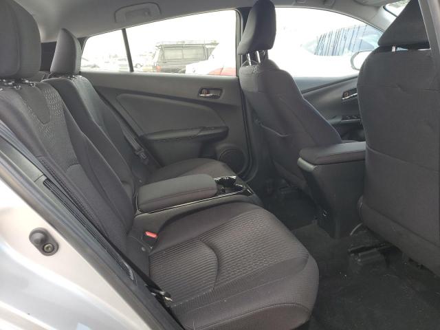 JTDKARFP8H3054199 - 2017 TOYOTA PRIUS PRIM SILVER photo 10