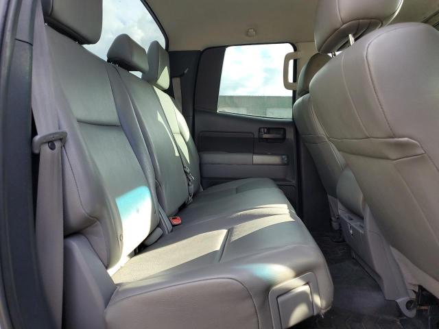 5TFUM5F19DX042988 - 2013 TOYOTA TUNDRA DOUBLE CAB SR5 SILVER photo 10