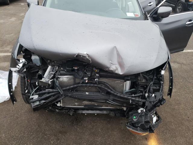 5N1AT2MV6JC813433 - 2018 NISSAN ROGUE S SILVER photo 11