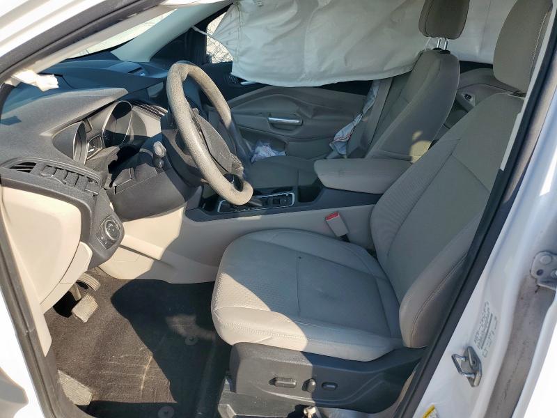 1FMCU0GD7HUD76110 - 2017 FORD ESCAPE SE WHITE photo 7