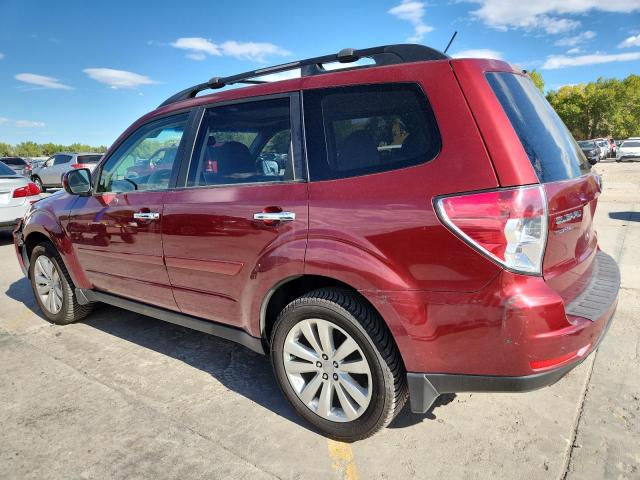 JF2SHADC4DH429940 - 2013 SUBARU FORESTER 2.5X PREMIUM RED photo 2