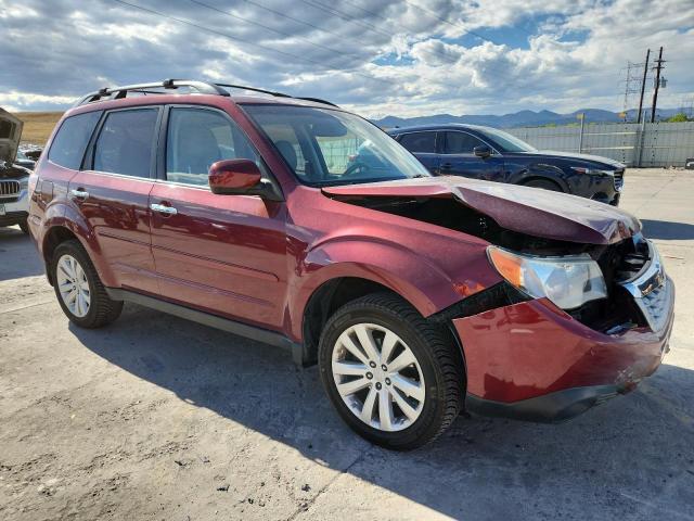 JF2SHADC4DH429940 - 2013 SUBARU FORESTER 2.5X PREMIUM RED photo 4