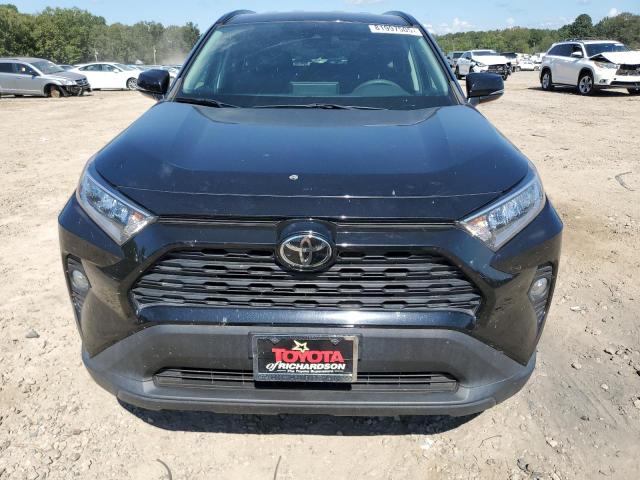 2T3P1RFV0MC191358 - 2021 TOYOTA RAV4 XLE BLACK photo 5