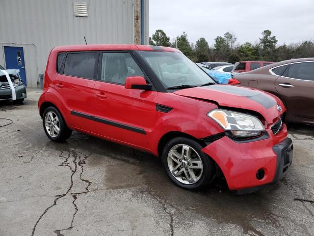 KNDJT2A2XB7237483 - 2011 KIA SOUL + RED photo 4