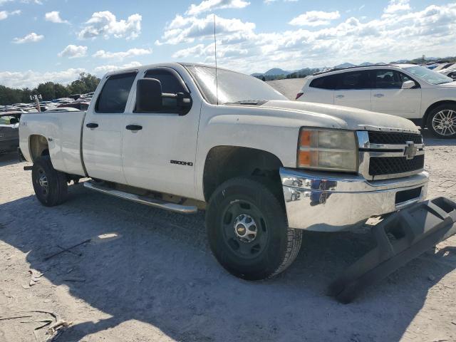 1GC1KVCG7CF166067 - 2012 CHEVROLET SILVERADO K2500 HEAVY DUTY WHITE photo 4