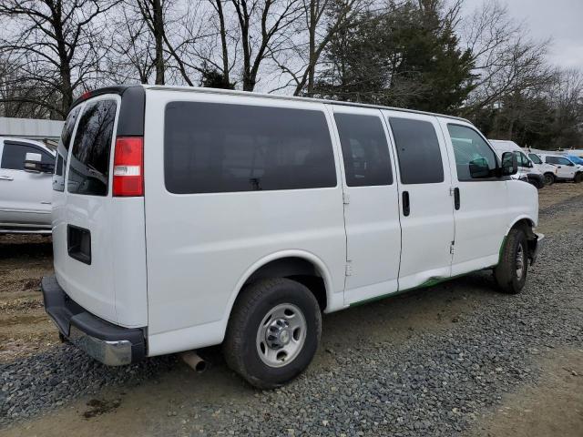 1GAWGFFG3J1313870 - 2018 CHEVROLET EXPRESS G2 LT WHITE photo 3