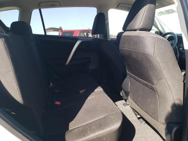 JTMZFREV7FJ057863 - 2015 TOYOTA RAV4 LE Gümüş foto 11