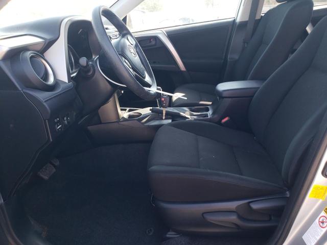 JTMZFREV7FJ057863 - 2015 TOYOTA RAV4 LE Gümüş foto 7