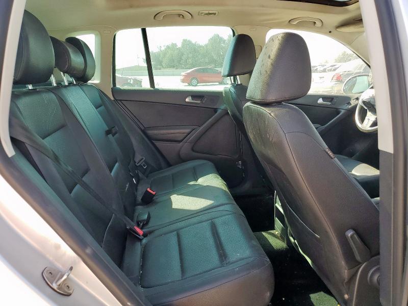 WVGBV7AX1CW610274 - 2012 VOLKSWAGEN TIGUAN S SILVER photo 11